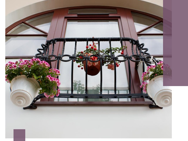 Изготовление и монтаж французских балконов в Долгопрудном