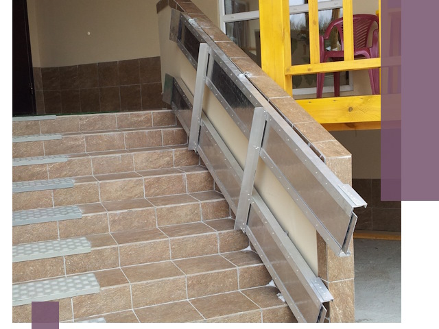 Откидные пандусы под ключ в Долгопрудном — монтаж и демонтаж