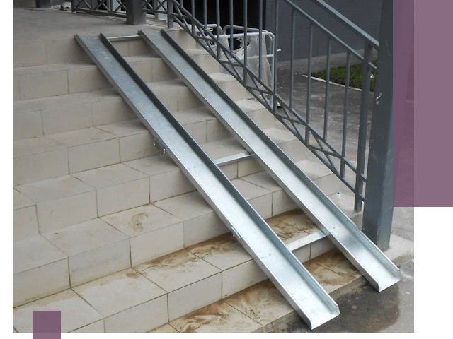 Пандусы для детских колясок в Долгопрудном: изготовление и монтаж