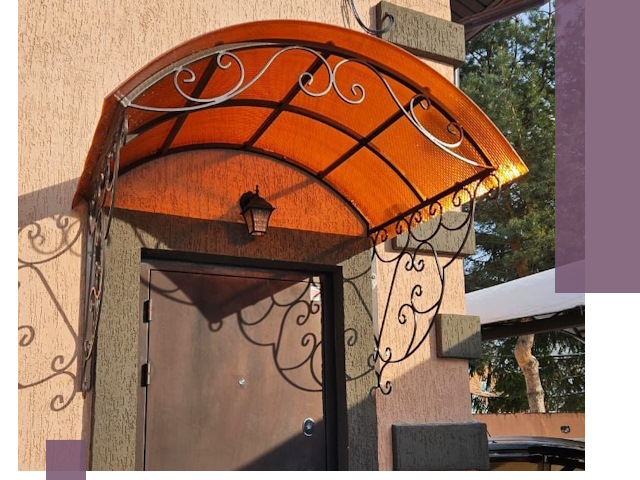 Демонтаж козырьков в Долгопрудном быстро и безопасно