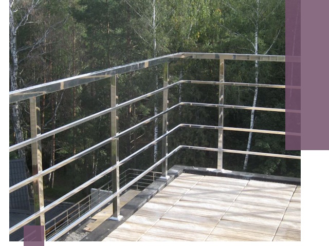 Парапеты из нержавеющей стали в Долгопрудном — изготовление и монтаж